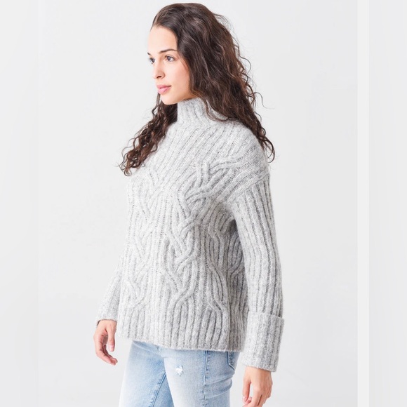 VINCE
Women's Mirrored Cable Turtleneck. EUC. - Picture 2 of 8